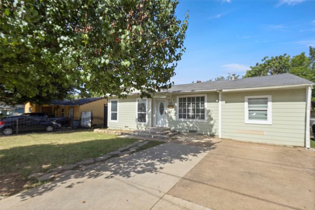 711 Hilltop Drive, Irving, TX 75060