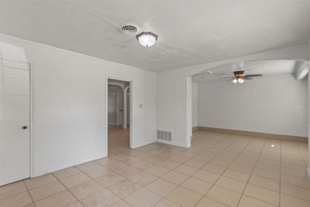 711 Hilltop Drive, Irving, TX 75060