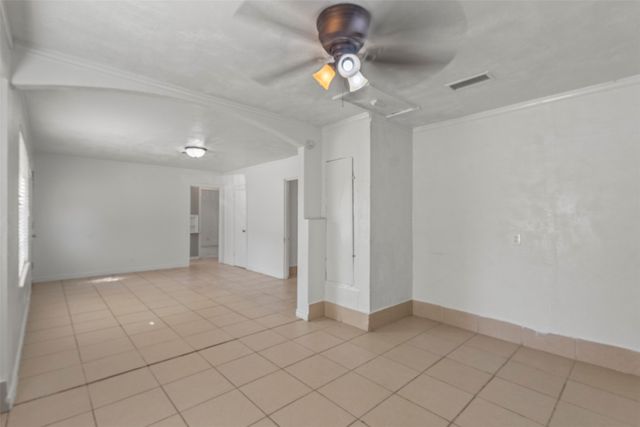 711 Hilltop Drive, Irving, TX 75060