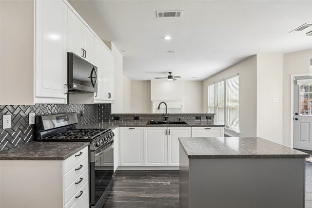 3110 Alcove Lane, Corinth, TX 76210