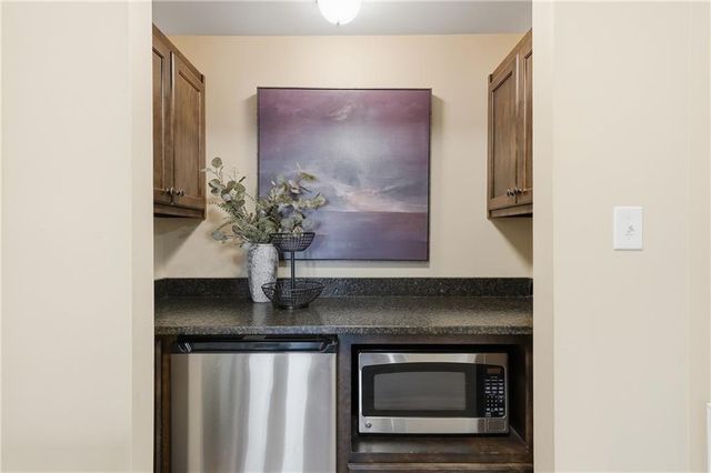 1449 Cherokee Lane, Mccaysville, GA 30555