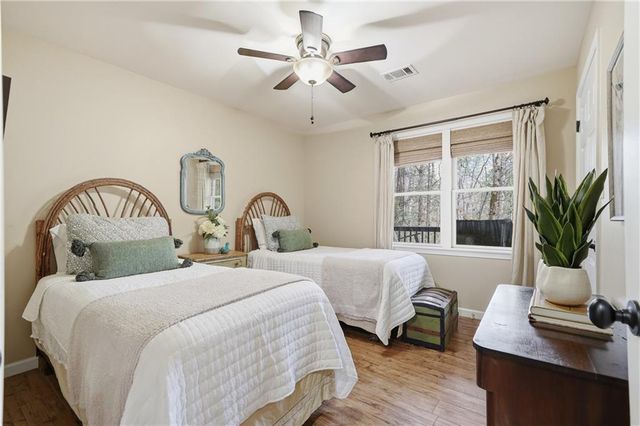 1449 Cherokee Lane, Mccaysville, GA 30555