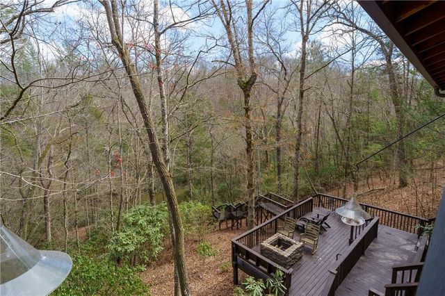1449 Cherokee Lane, Mccaysville, GA 30555
