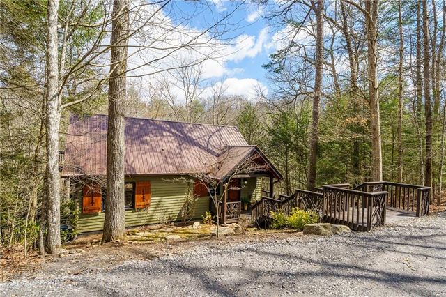 1449 Cherokee Lane, Mccaysville, GA 30555
