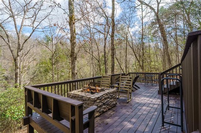 1449 Cherokee Lane, Mccaysville, GA 30555