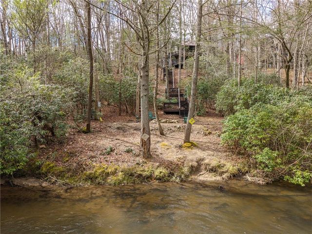1449 Cherokee Lane, Mccaysville, GA 30555
