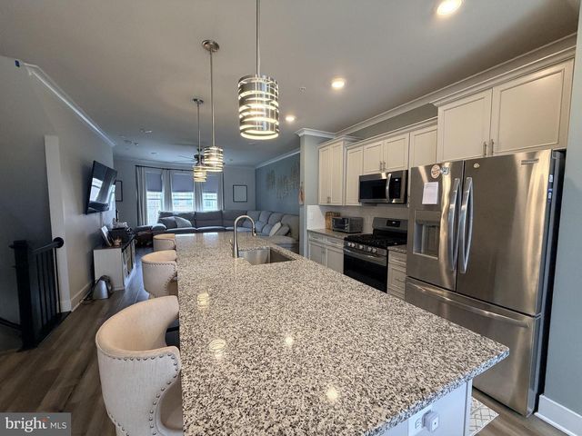 11716 EMILY DICKINSON PL, White Plains, MD 20695