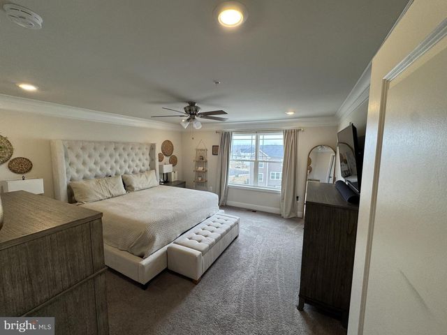 11716 EMILY DICKINSON PL, White Plains, MD 20695