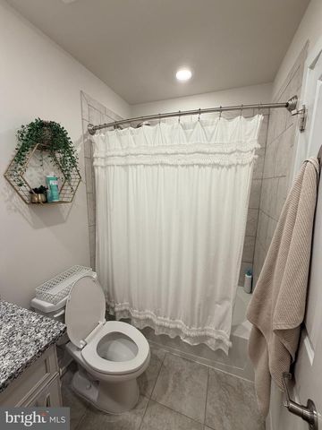 11716 EMILY DICKINSON PL, White Plains, MD 20695