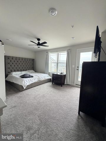 11716 EMILY DICKINSON PL, White Plains, MD 20695