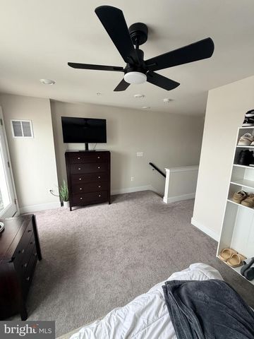 11716 EMILY DICKINSON PL, White Plains, MD 20695