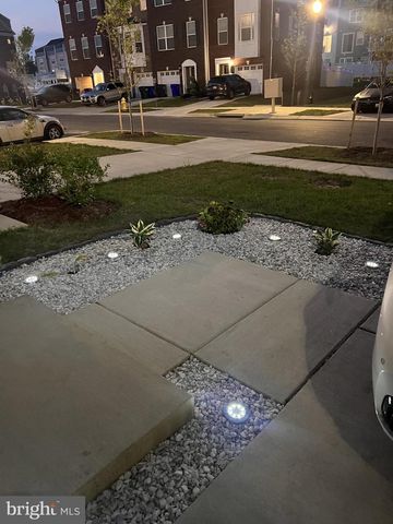 11716 EMILY DICKINSON PL, White Plains, MD 20695