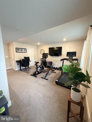 11716 EMILY DICKINSON PL, White Plains, MD 20695