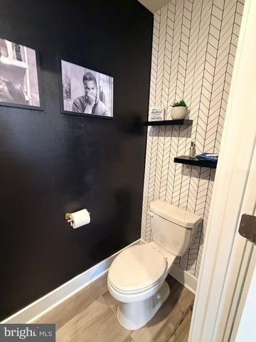 11716 EMILY DICKINSON PL, White Plains, MD 20695