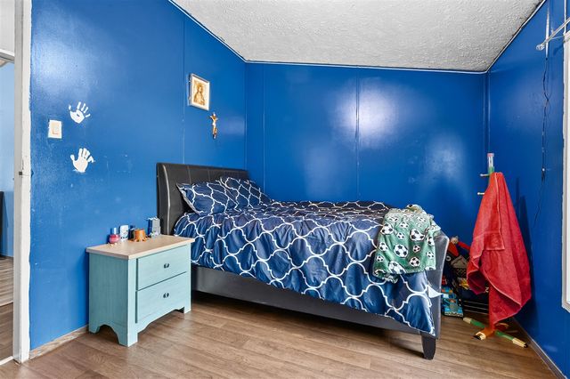 2002 Mt Olivet Road, Kalamazoo, MI 49004