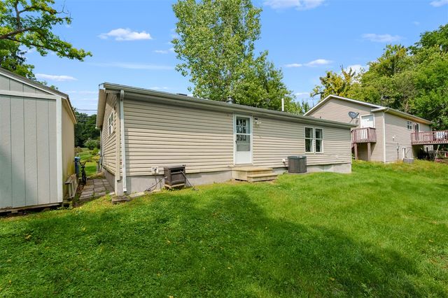2002 Mt Olivet Road, Kalamazoo, MI 49004