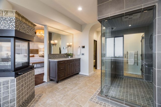 1446 Honeysuckle Drive NE, Albuquerque, NM 87122