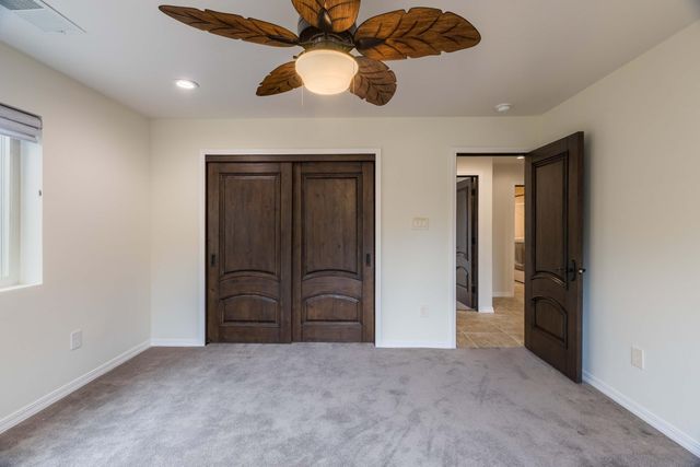 1446 Honeysuckle Drive NE, Albuquerque, NM 87122