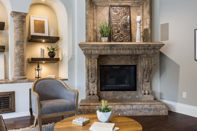 1446 Honeysuckle Drive NE, Albuquerque, NM 87122