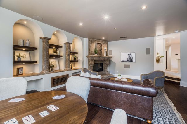 1446 Honeysuckle Drive NE, Albuquerque, NM 87122