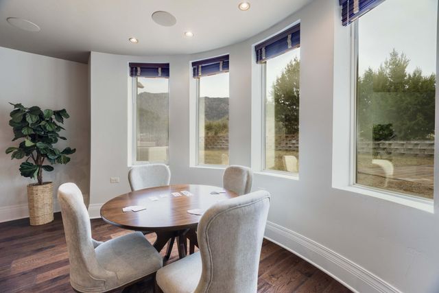 1446 Honeysuckle Drive NE, Albuquerque, NM 87122