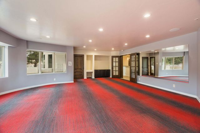 1446 Honeysuckle Drive NE, Albuquerque, NM 87122