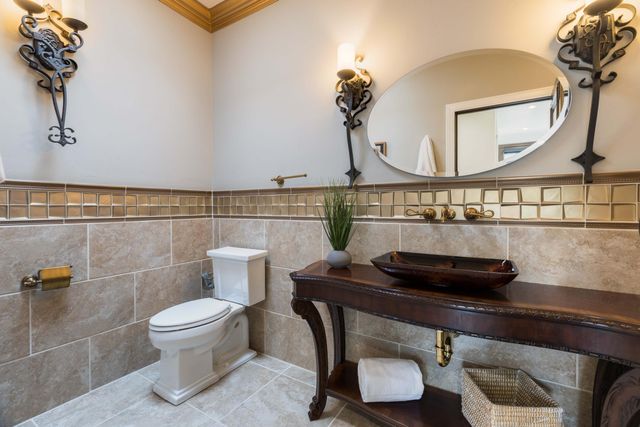 1446 Honeysuckle Drive NE, Albuquerque, NM 87122