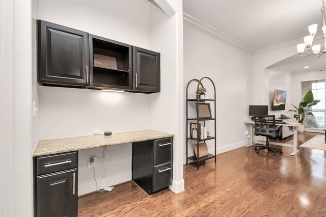 2120 Kipling Street 306, Houston, TX 77098