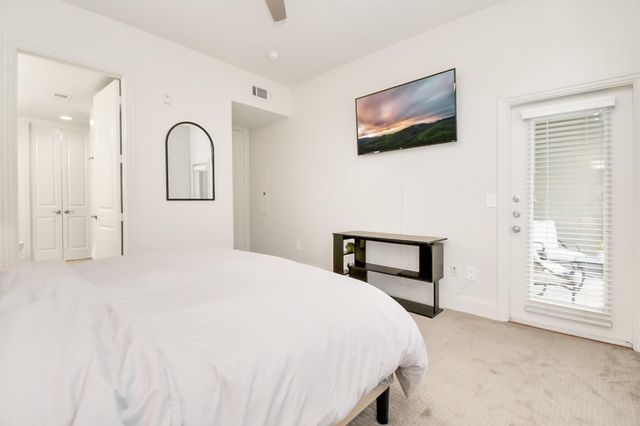 2120 Kipling Street 306, Houston, TX 77098