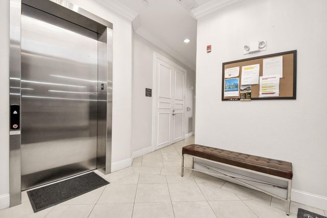 2120 Kipling Street 306, Houston, TX 77098