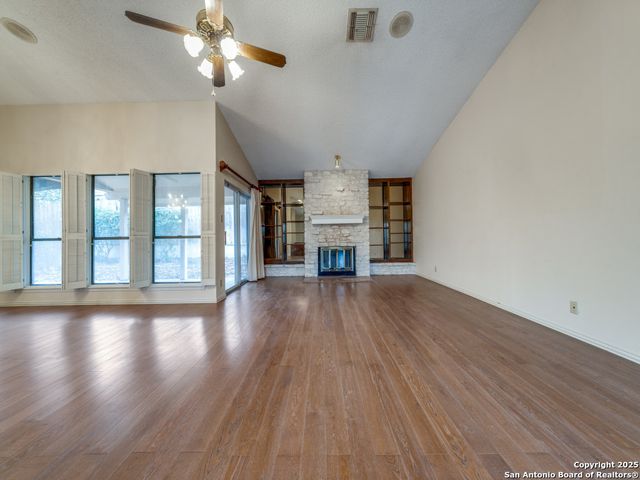 11915 PEPPERIDGE CV, San Antonio, TX 78213