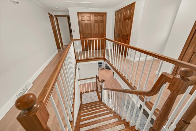 10270 N Range Line COURT, Mequon, WI 53092