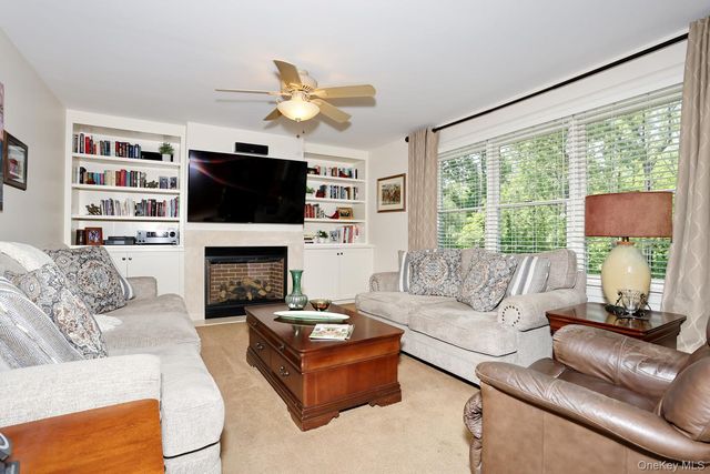 245 W Central Avenue, Pearl River, NY 10965
