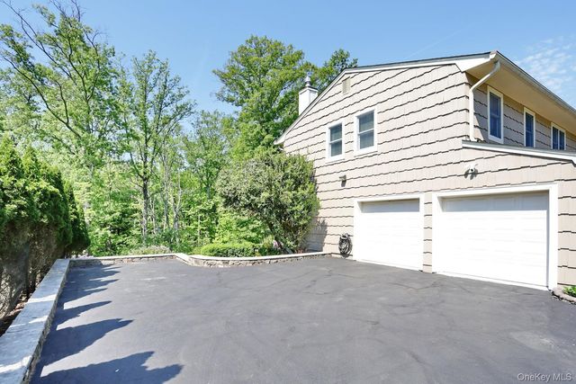 245 W Central Avenue, Pearl River, NY 10965