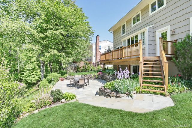 245 W Central Avenue, Pearl River, NY 10965