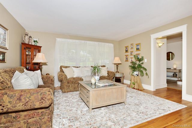 245 W Central Avenue, Pearl River, NY 10965