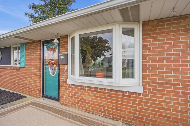 854 Fitchland Drive 854 Fitchland Drive, Vandalia, OH 45377