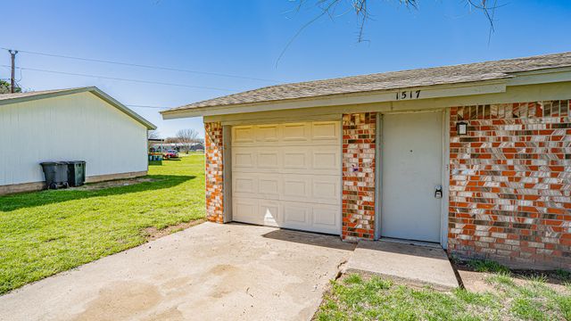 1517 Coral Cut Off, Pelican Bay, TX 76020