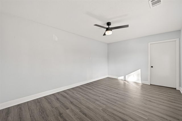 4729 Paradise Lane, Houston, TX 77048