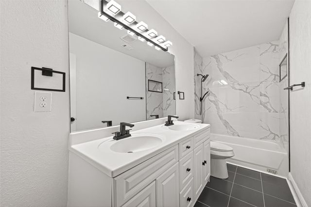 4729 Paradise Lane, Houston, TX 77048