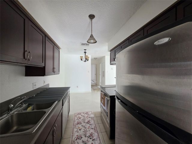 5613 Cripple Brook Court, Houston, TX 77017