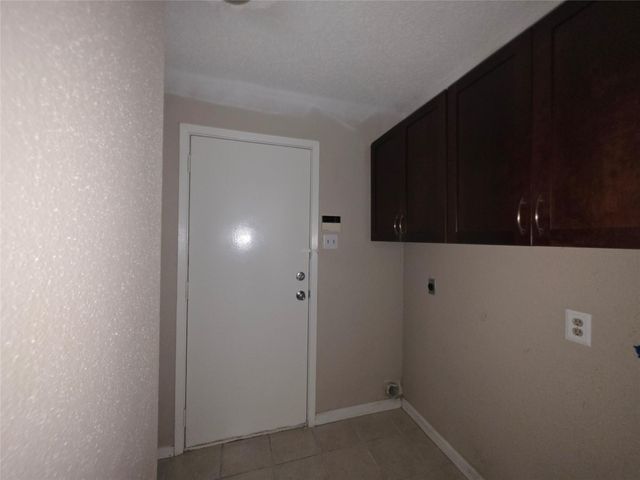 5613 Cripple Brook Court, Houston, TX 77017