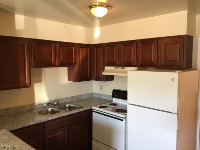 1444 Kingston Ave Apt B, Norfolk, VA 23503
