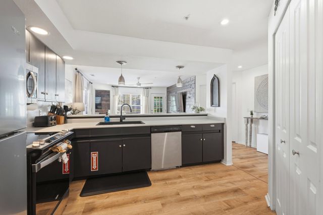 77 Anglers Pointe 1, Branson, MO 65616