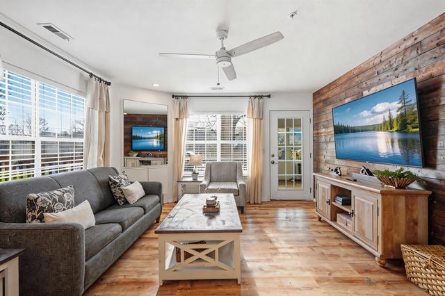 77 Anglers Pointe 1, Branson, MO 65616