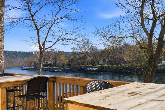 77 Anglers Pointe 1, Branson, MO 65616