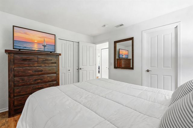 77 Anglers Pointe 1, Branson, MO 65616