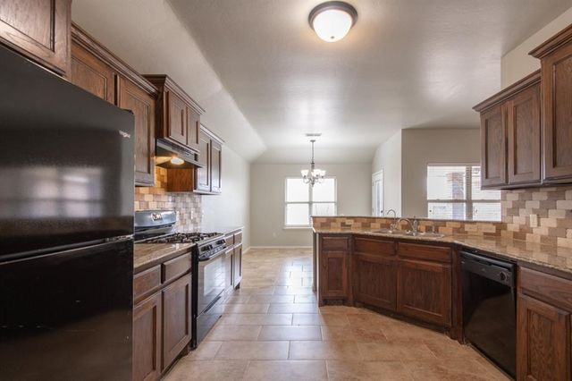 14358 Redvine Road, Choctaw, OK 73020