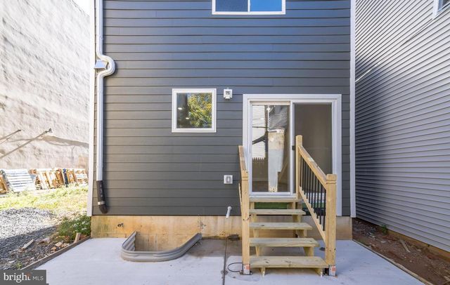 5047-00 BALTIMORE AVE, Philadelphia, PA 19143