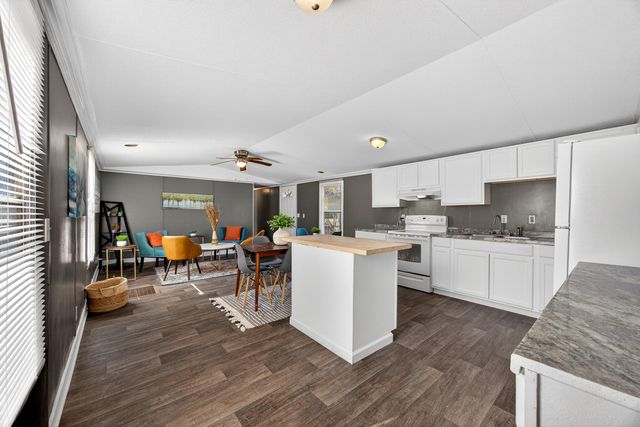 1445 Hidden Oaks Drive, Wedgefield, SC 29168